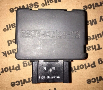 F85B-14B194-BA Ford Expedition 4x4 Transfer Case Relay Computer Module 1998 98 